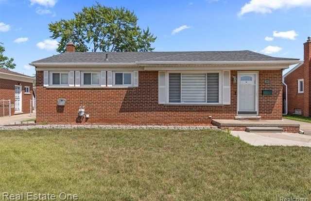 6118 Amboy Street photos photos