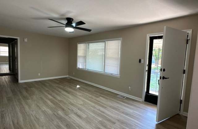 Beautifully Renovated 3-Bedroom Home with Finished Basement & 2-Car Garage. Gallery 3