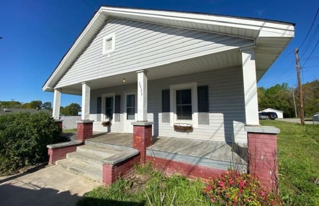 2423 South York Road - 2423 South York Road, Gastonia, NC 28052