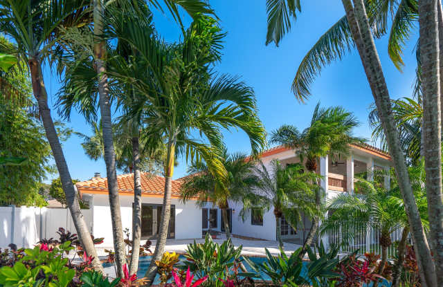 5730 Vista Linda Lane photos photos