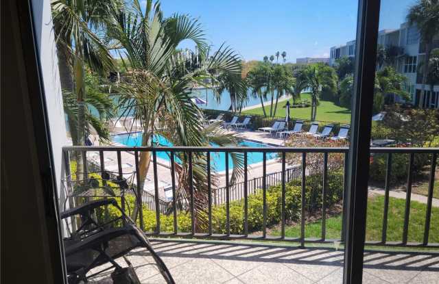7405 Bay Island Dr S Apt 224 Gallery 2
