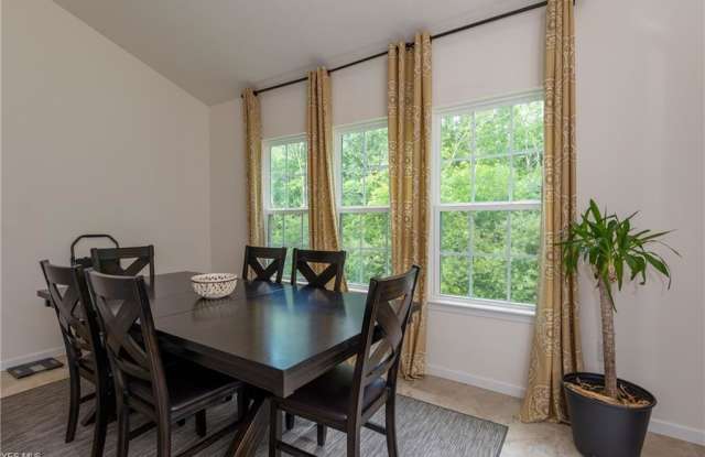 7921 Megan Meadow Dr Gallery 4
