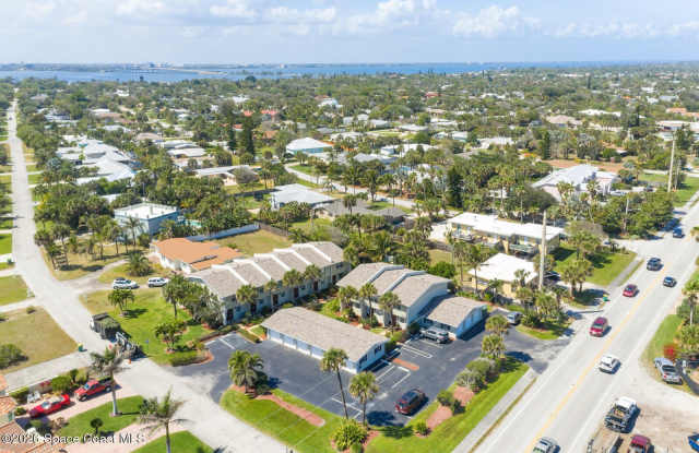 20 MIAMI AVENUE Gallery 2