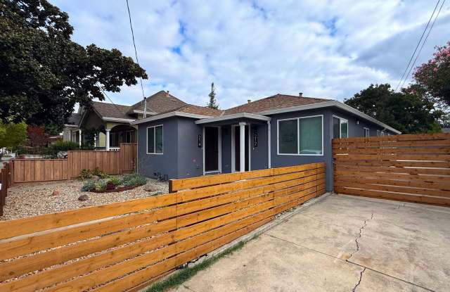 2BD/1BA - Fully Renovated Duplex Unit Near Japantown, In-Unit Laundry + AC Gallery 1