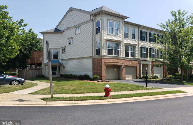 21404 FALLING ROCK TERRACE Gallery 4