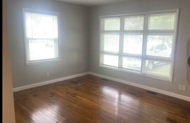 818 Carneal Road Gallery 2