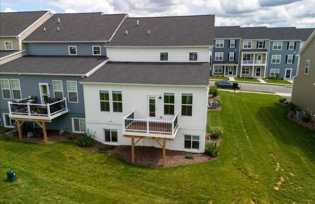 Spacious Home in Westhill Community Gallery 3