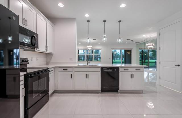 12116 Cypress Key Way Gallery 2