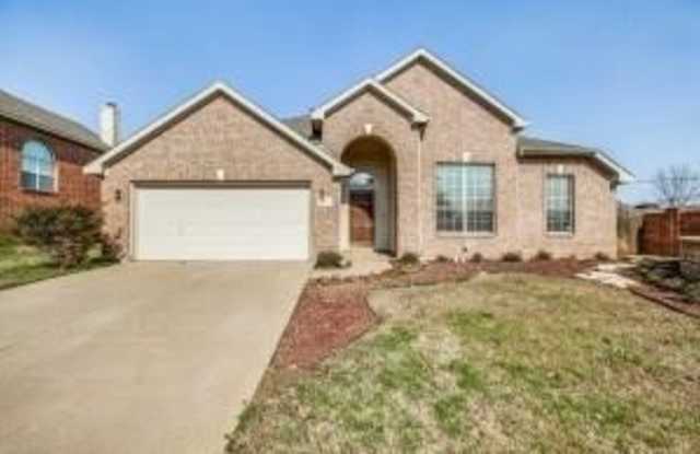 2100 Harvest Way - 2100 Harvest Way, Mansfield, TX 76063