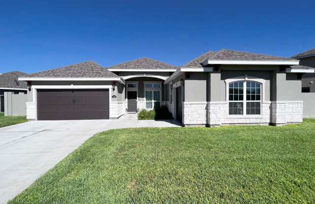 Gorgeous 'Tres Lagos' 4 bed/3 bath home, now available in McAllen, TX photos photos