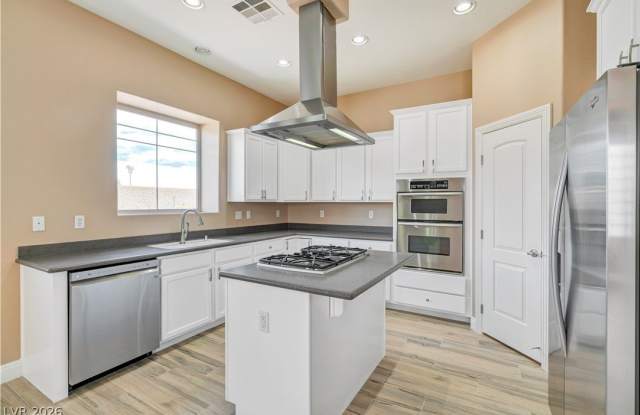 9180 Worsley Park Place Gallery 2