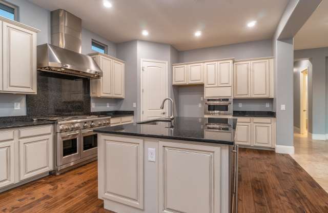 3330 S BUCKSKIN Way Gallery 2