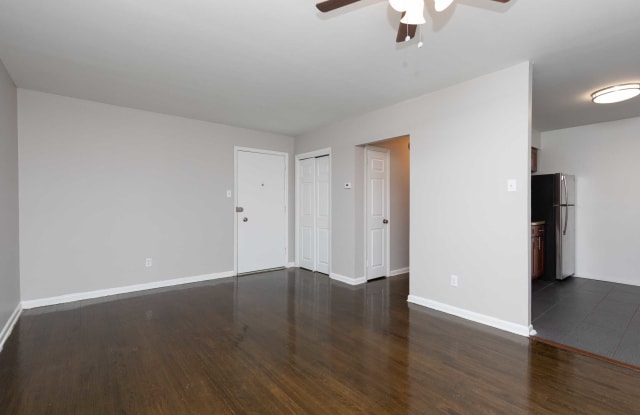 Martoni Apartments Gallery 3