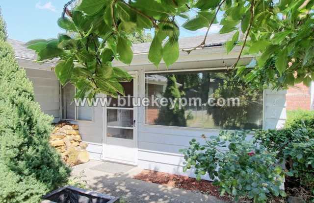 2 Bed, 1 Bath Duplex Unit in Rose Village photos photos
