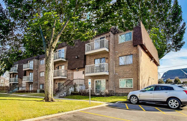 613 W Central Road unit: B7 - 613 Central Road, Mount Prospect, IL 60056