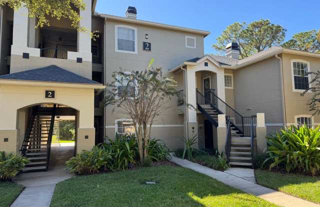 2/2 condo - 1701 The Greens Way, Jacksonville Beach, FL 32250