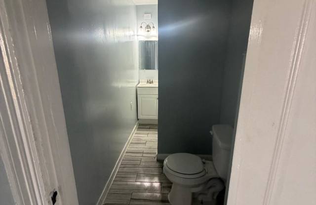 1509 North Salina Street - 1 Gallery 4