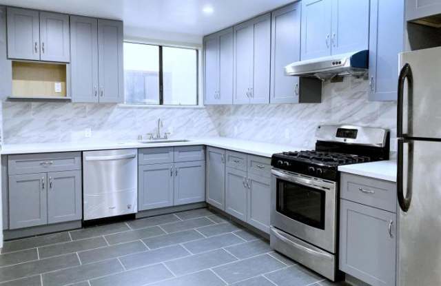 1924 Sloat Boulevard San Francisco CA 94116 Gallery 4