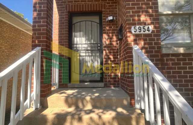 Spacious 4-Bedroom Home with Additional Living Space Gallery 3