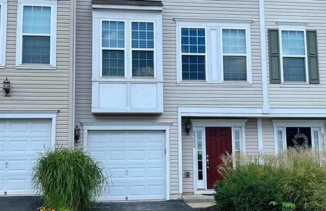 8382 SCOTLAND LOOP - 8382 Scotland Loop, Sudley, VA 20109