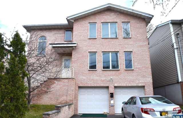 464 Grand Avenue 1st FL photos photos
