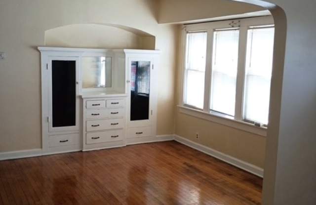 5233 West Lisbon Avenue - 2 Gallery 3