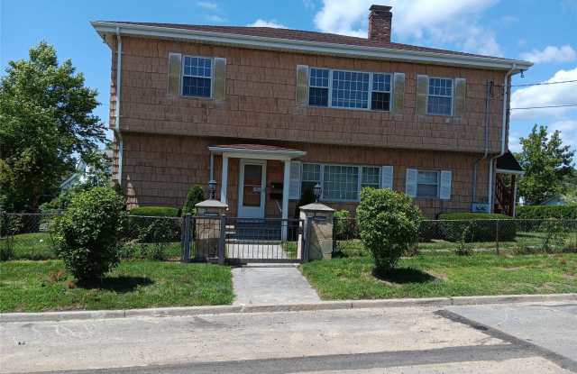 2 hillcrest Avenue - 2 Hillcrest Avenue, Rye Brook, NY 10573