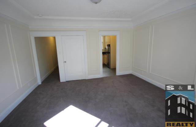 1028 Guerrero St #2 Gallery 2