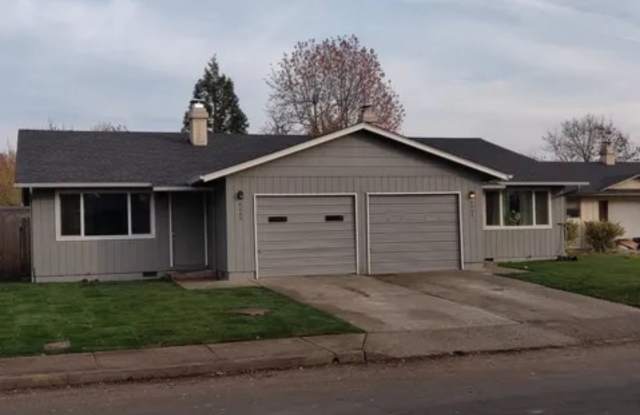 Updated 2-Bedroom Duplex in Thurston Springfield Neighborhood photos photos Updated 2-Bedroom Duplex in Thurston Springfield Neighborhood photos photos