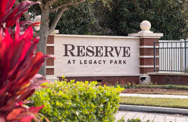 Beautiful Single-Family Home for Rent in Reserve at Legacy Park.Casselberry. Gallery 3