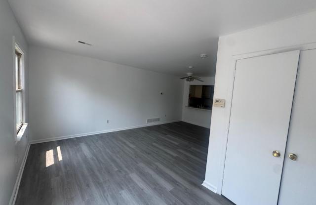 1107 VAN BUREN Way Gallery 2
