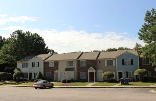 Neighborhood Pool! North Raleigh Location! Lots of Closet Space! photos photos