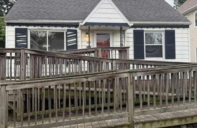 Euclid Single Home photos photos