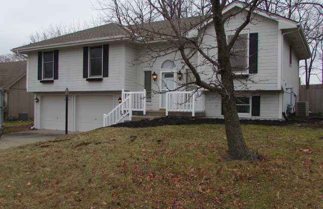 4235 NW 78th St - 4235 NW 78 St, Kansas City, MO 64151