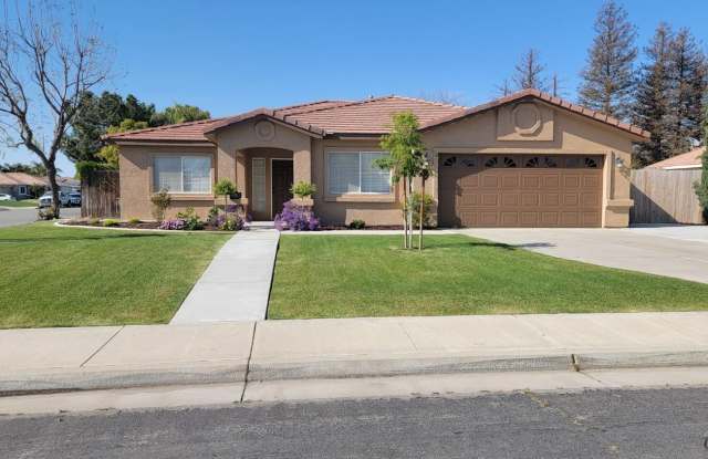 14210 Corte Luna - 14210 Corte Luna, Bakersfield, CA 93314 14210 Corte Luna - 14210 Corte Luna, Bakersfield, CA 93314