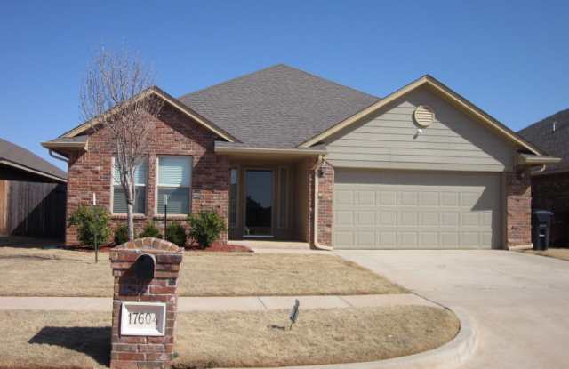 Wonderful 3 bed + office or 2nd living, 2 bath in Edmond photos photos