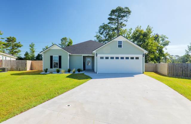 Don't Miss Out On This One! - 3609 Deidra Miller Circle, Valdosta, GA 31605