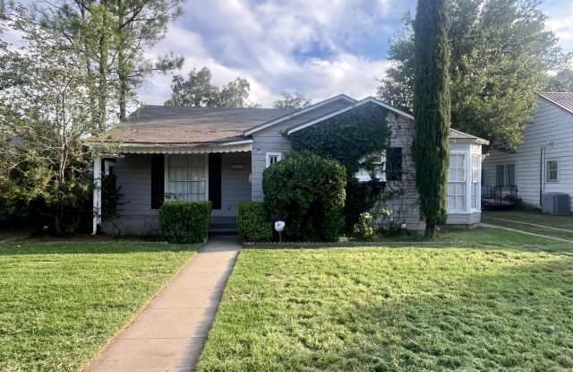 2203 31st Street - 2203 31st Street, Lubbock, TX 79411 2203 31st Street - 2203 31st Street, Lubbock, TX 79411