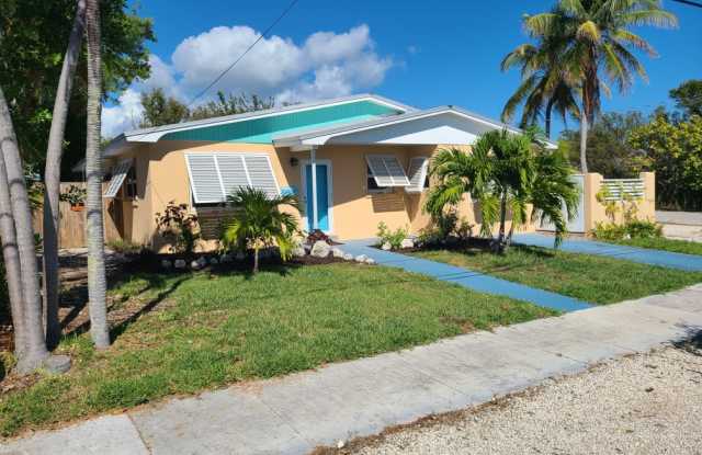 1735 Bahama Drive - 1735 Bahama Drive, Key West, FL 33040