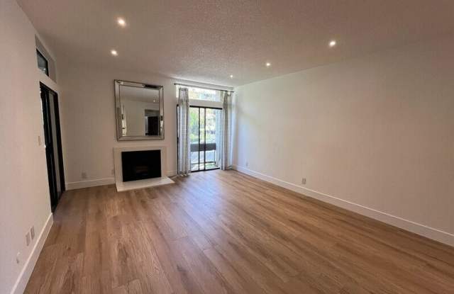 729 S Hobart Blvd photos photos