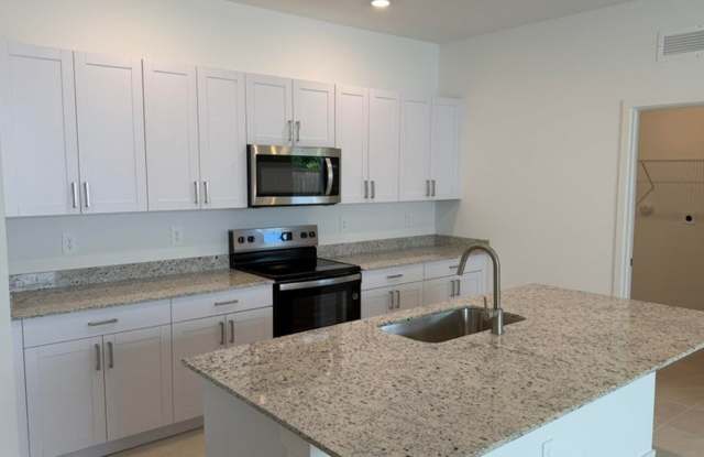 1872 NW 6th Court, Pompano Beach, FL 33069 - 2400 photos photos