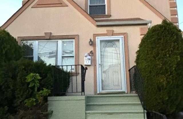 238-23 148th Drive unit: 1St Floor photos photos