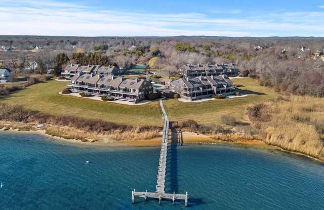 59 Watchogue Avenue - 59 Watchogue Avenue, East Moriches, NY 11940