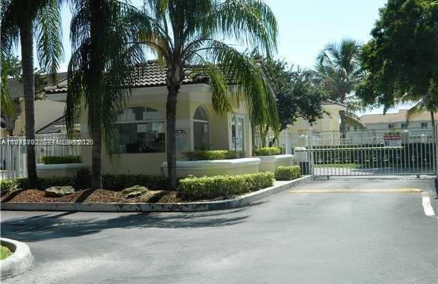 14045 SW 121st Pl Gallery 2