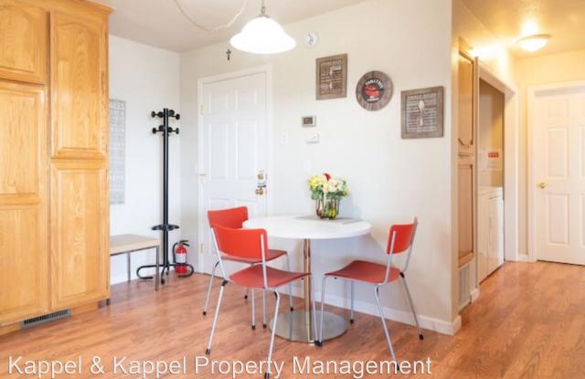 651 Hillside Dr - Gallery 4