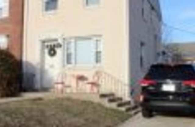 633 N. Nelson Street photos photos