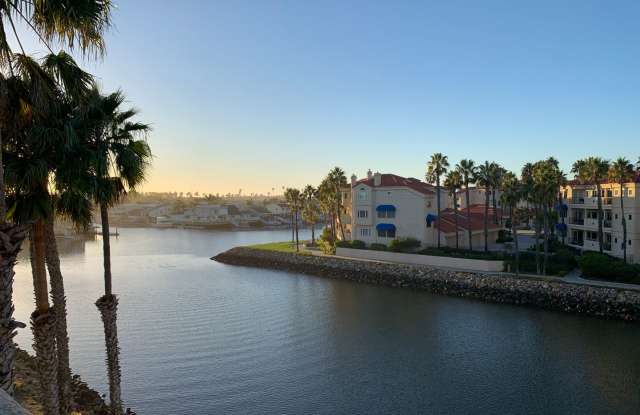 4237 Harbour Island Ln - 4237 Harbour Island Lane, Oxnard, CA 93035