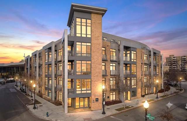 525 WATER Street SW Gallery 1