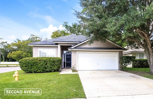 2997 Centerwood Dr N - 2997 Centerwood Drive, Jacksonville, FL 32218