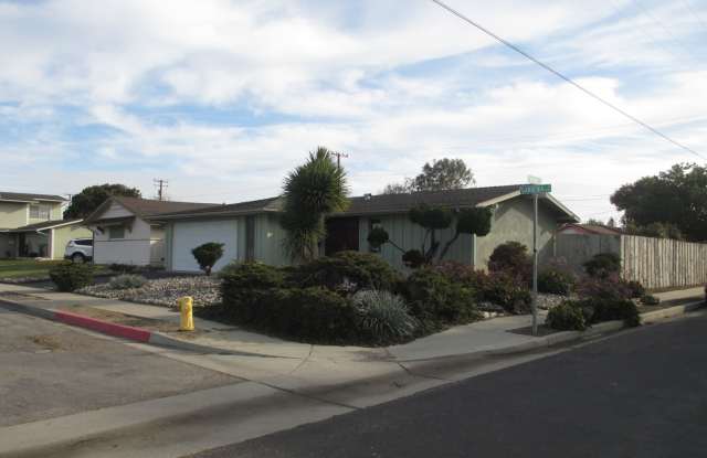 North East Corner Lot Home photos photos